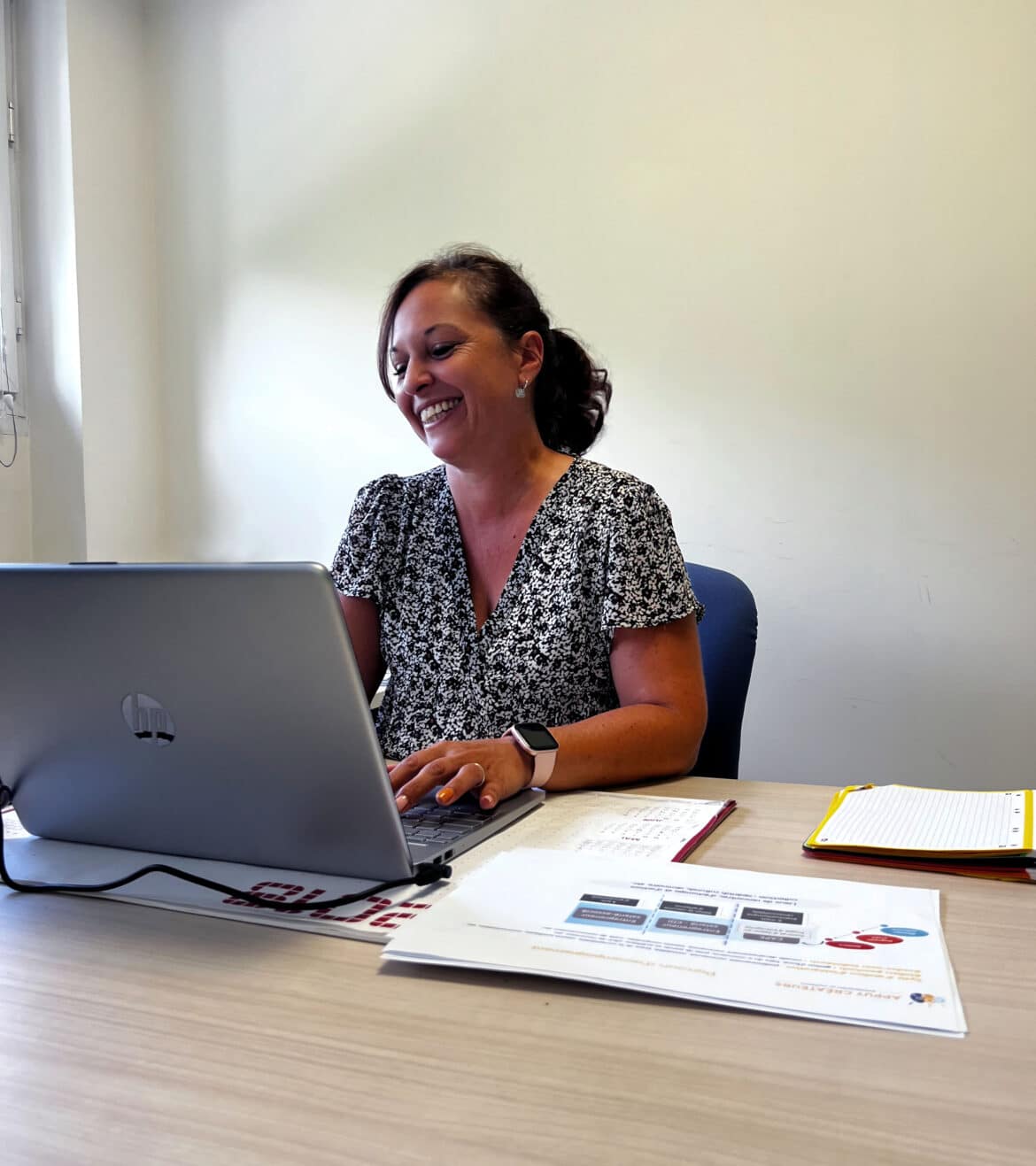 En stage d’immersion professionnelle chez Appuy Compétences et future entrepreneure d’Appuy Créateurs pour exercer le métier de sophrologue, Aurélie témoigne avec beaucoup de sincérité de son parcours et de sa découverte de la coopérative.